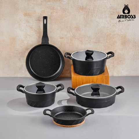 Amboss Kuvars 8 Parça Döküm Tencere Tava Sahan Seti